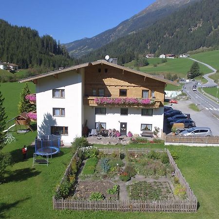 Seer Hof Hotel Kaunertal Buitenkant foto